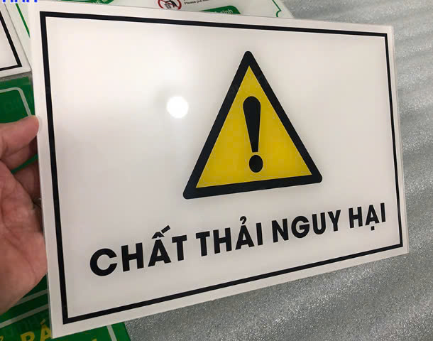 chất thải nguy hại