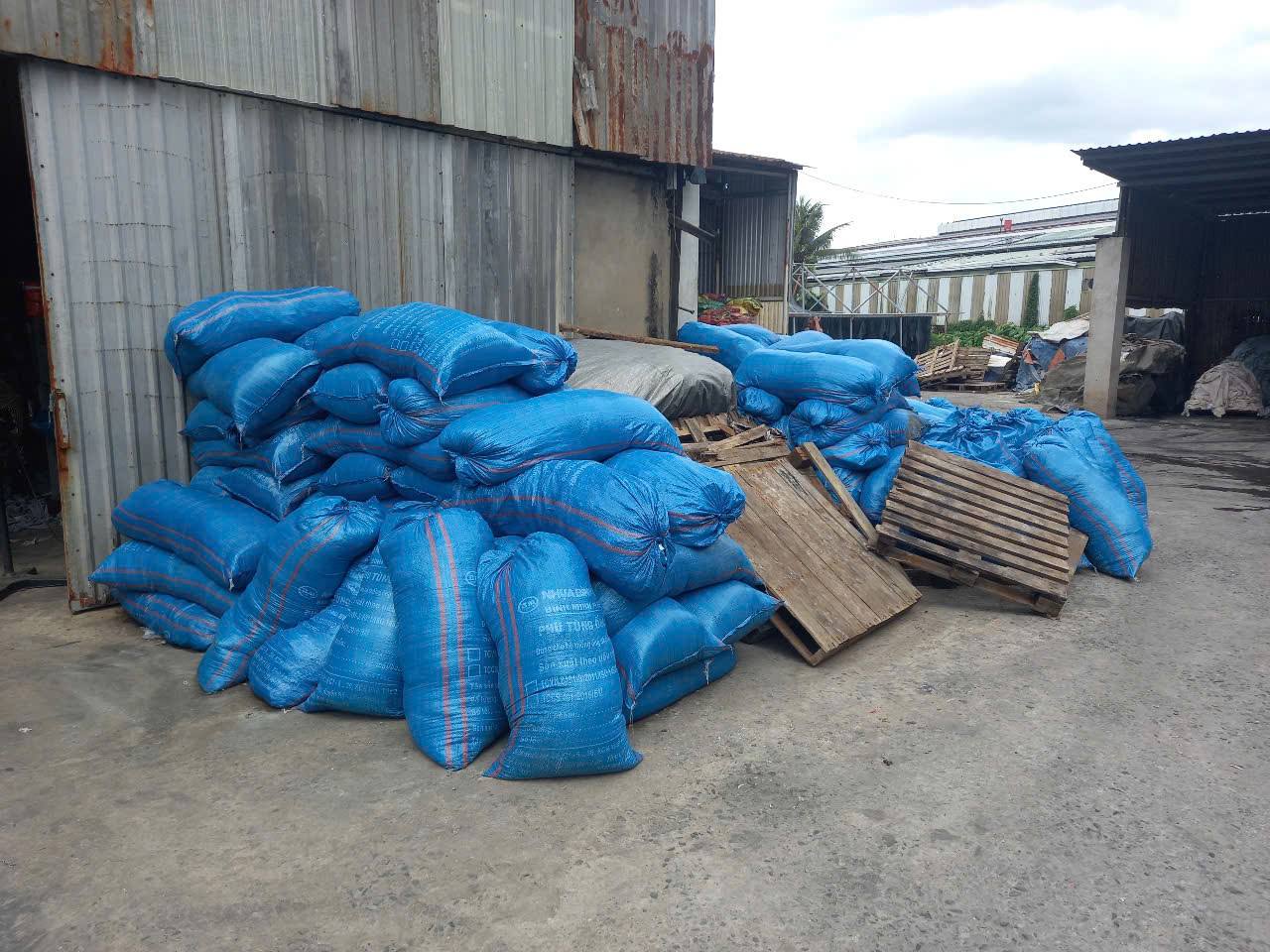 chất thải công nghiệp