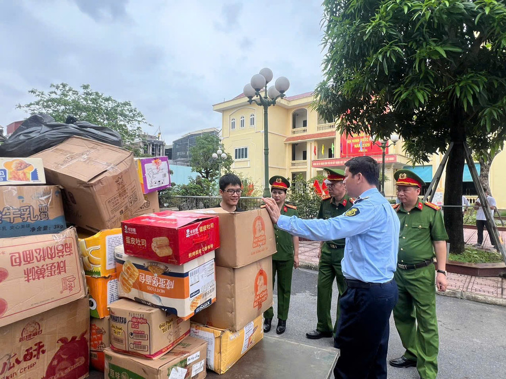 tiêu hủy bánh kẹo